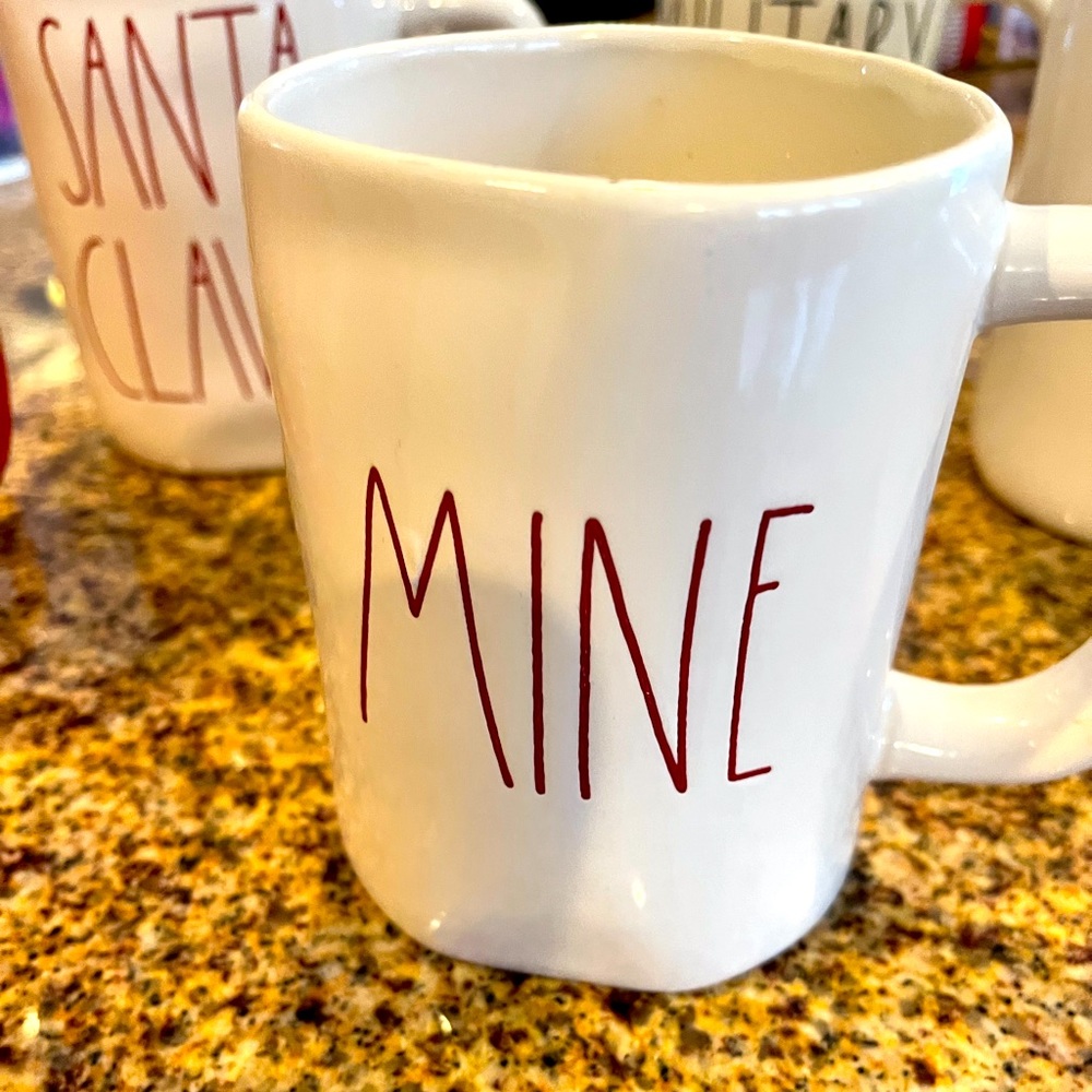 Rae Dunn sweet valentines mug. “Mine”. A must for any collector❤️